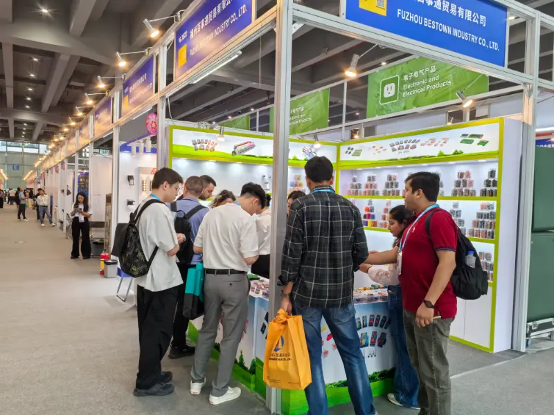 Yueqing Taer Electric présente des solutions de câblage avancées à la Foire de Canton, phase 1, avril 2026